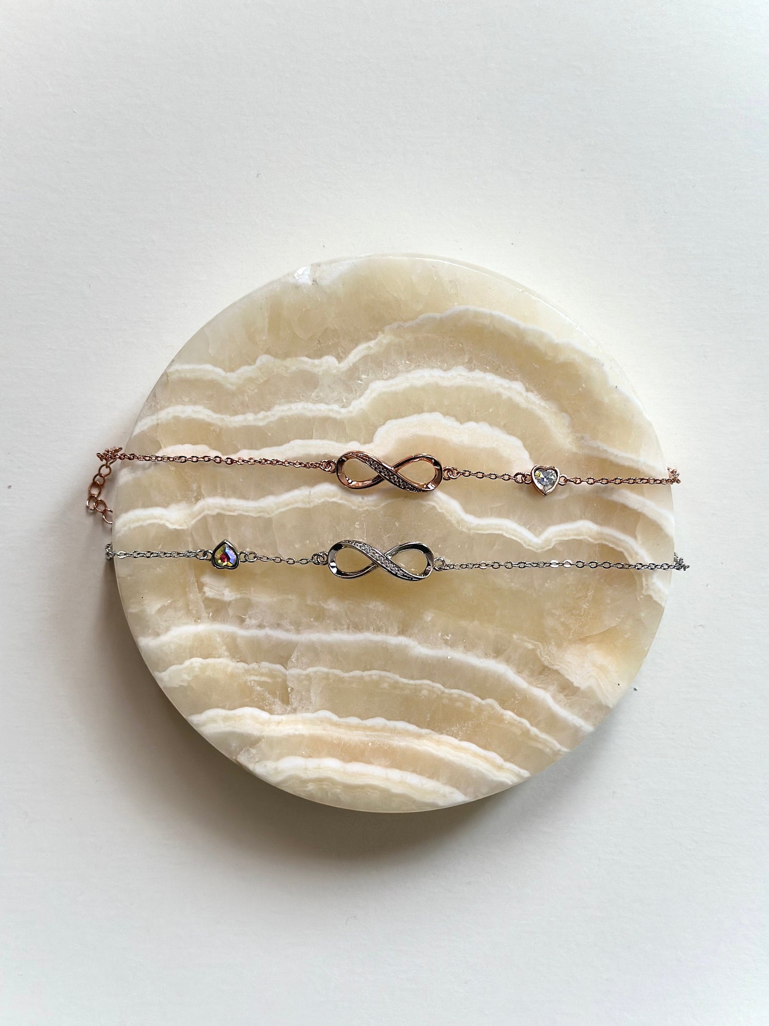 Armbänder